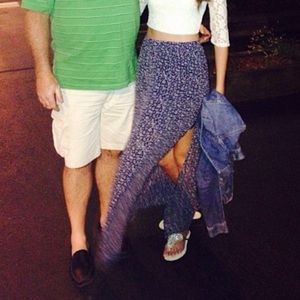 Floral navy Abercrombie and Fitch maxi skirt- S